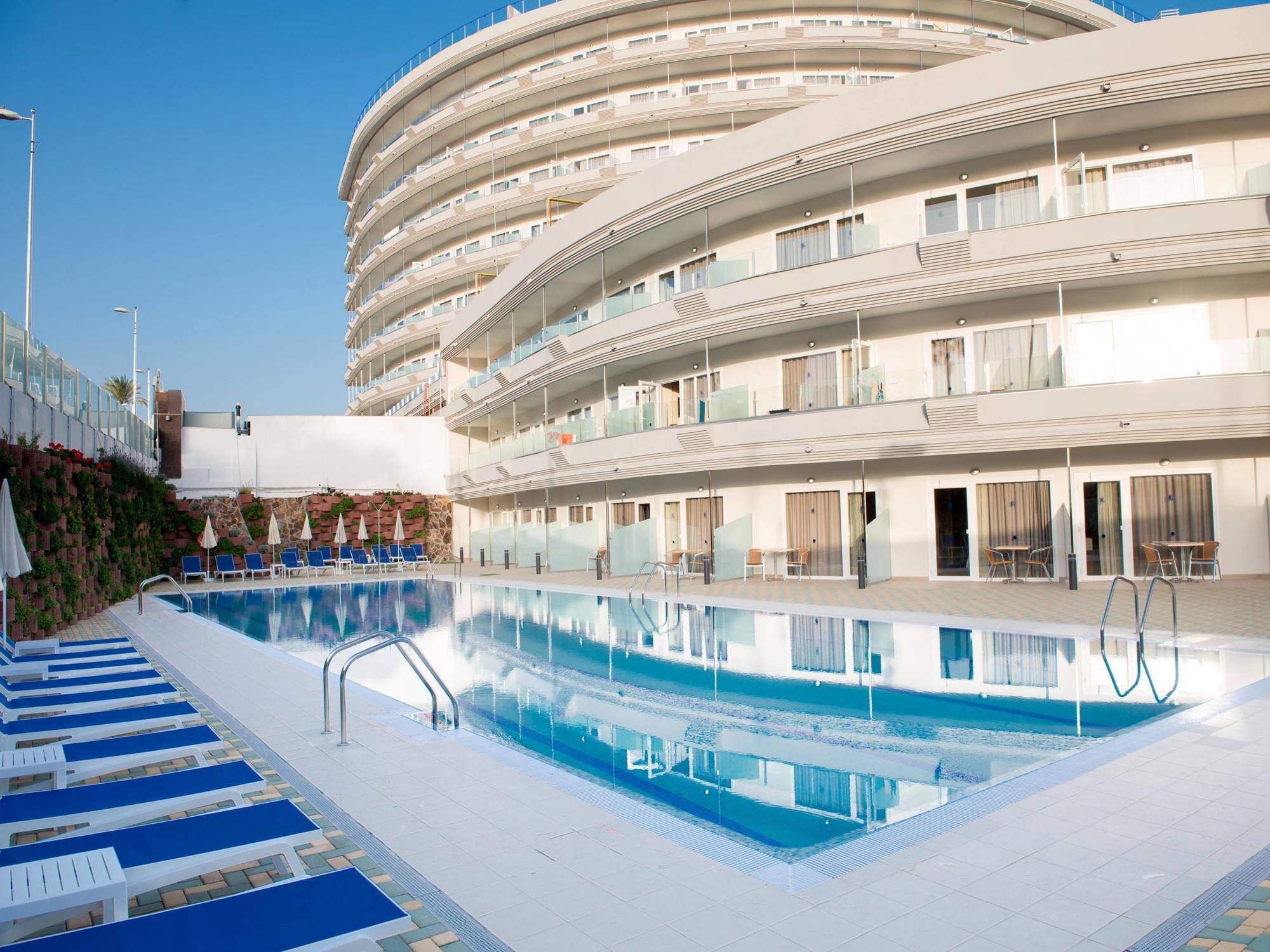Hotel Hl Suitehotel - Adults Only 4*